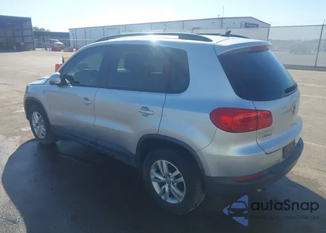 2015 Volkswagen Tiguan S z USA, uszkodzony, nr VIN WVGAV7AX6FW507139
